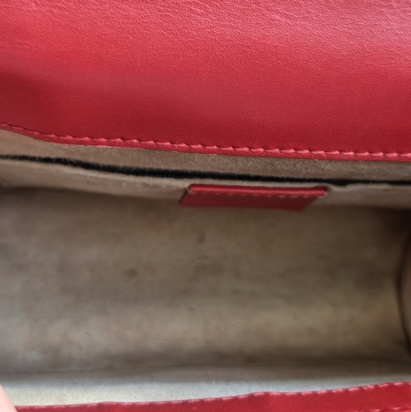 Authentic Gucci Sylvie mini bag - Picture 10 of 12